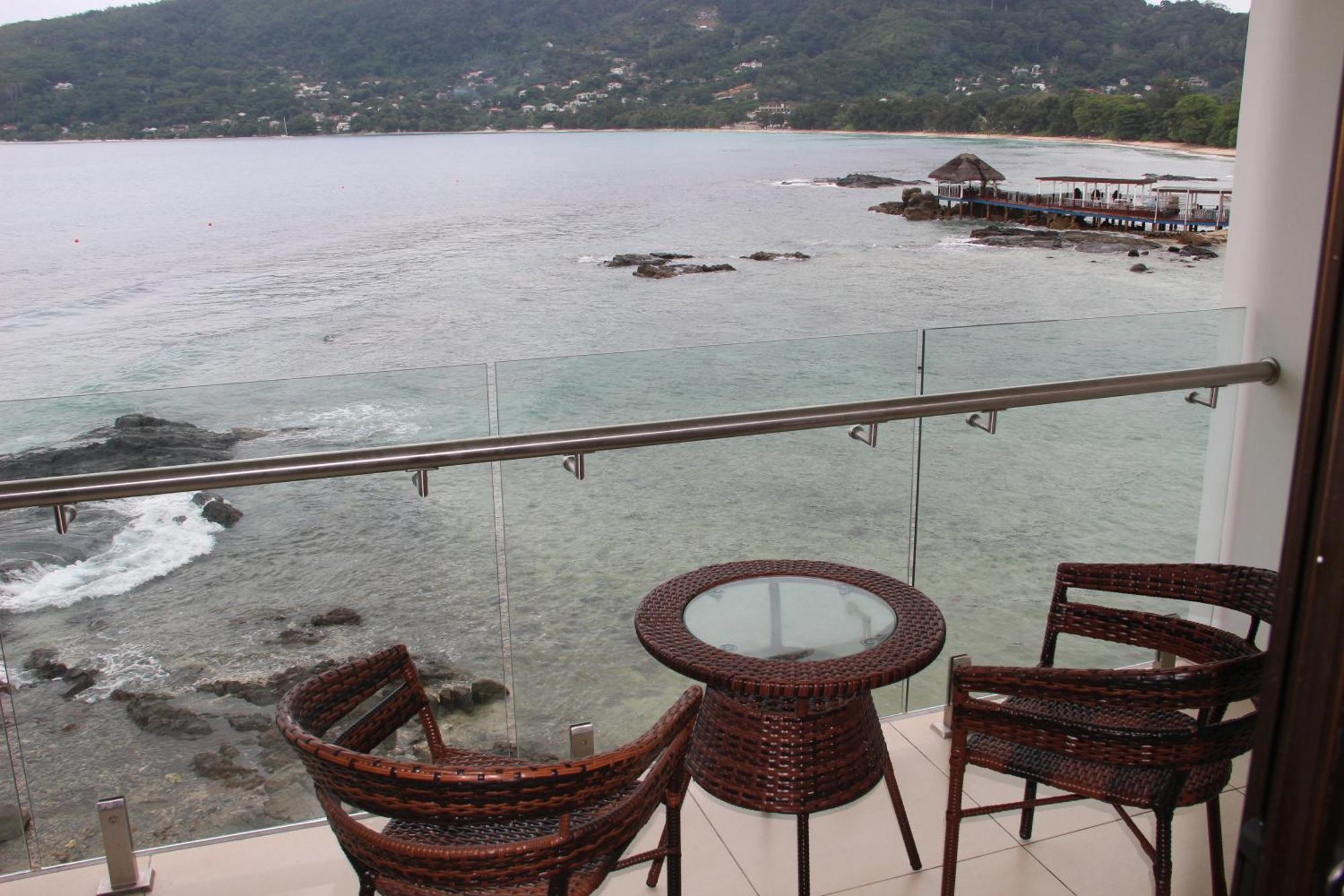 Surfers Cove Apartments Bel Ombre Екстериор снимка