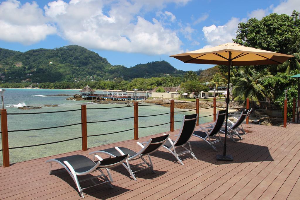 Surfers Cove Apartments Bel Ombre Екстериор снимка